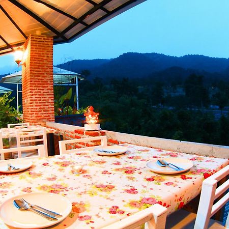 Khunkhao Tamnanprai Resort Suan Phueng Dış mekan fotoğraf