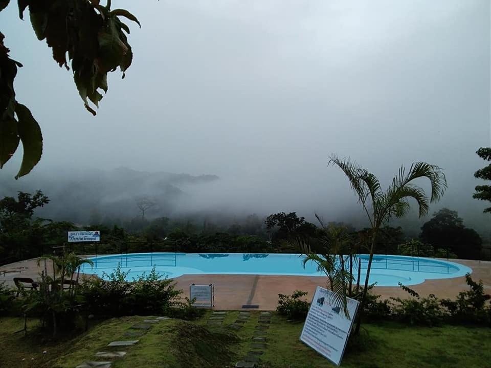 Khunkhao Tamnanprai Resort Suan Phueng Dış mekan fotoğraf